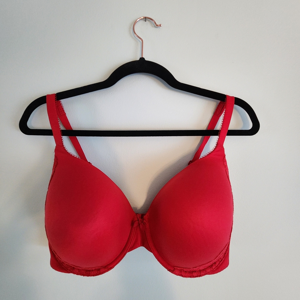 Victoria's Secret Red Underwire Lined Bra 36DDD